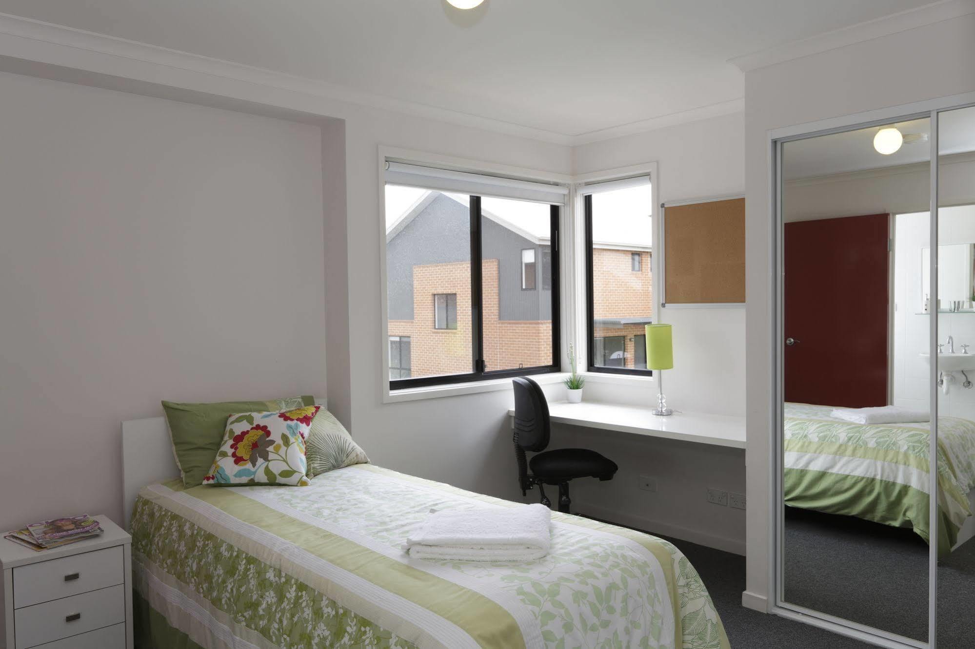 Macquarie University Village Sydney Exterior foto
